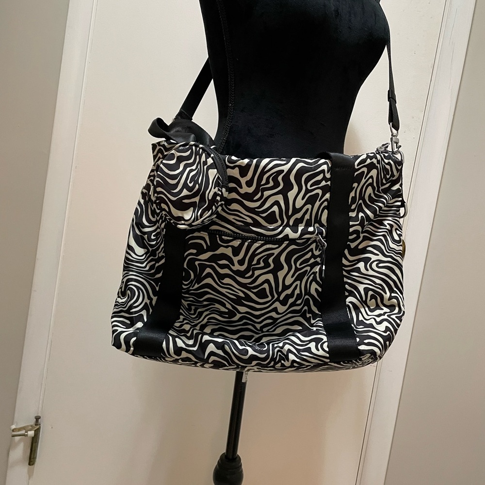 Fabletics workout zebra gym bag